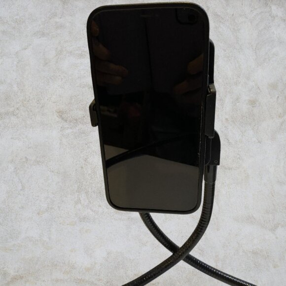 B-LAND -- Hands-Free Neck Phone Holder, Adjustable 360°, Light, Portable - Picture 8 of 10